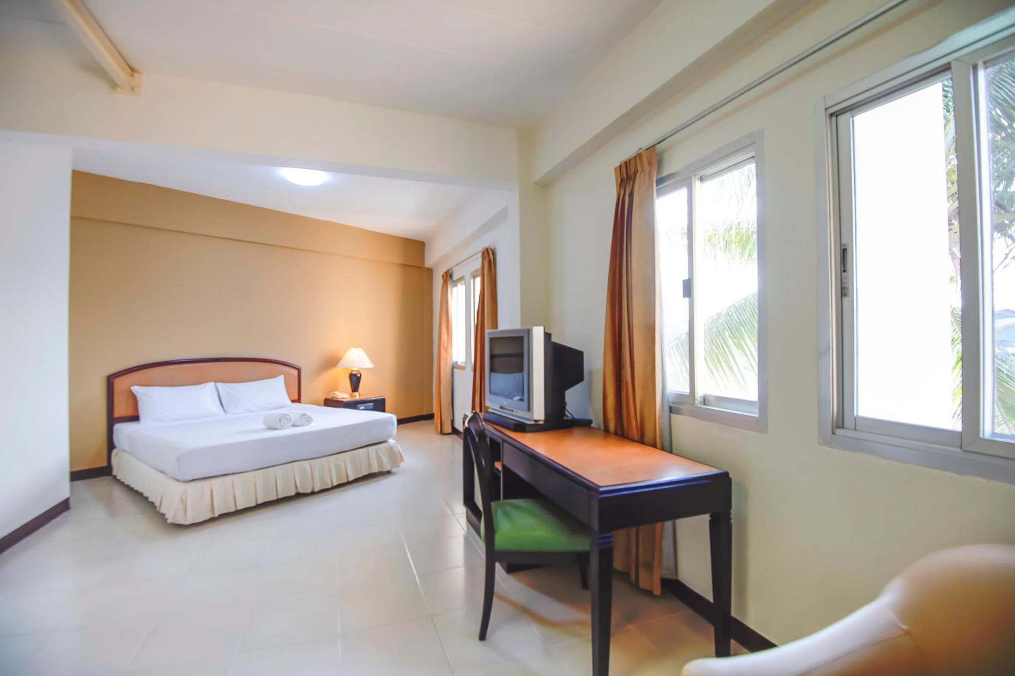 Tinidee Hotel Ranong Exterior photo